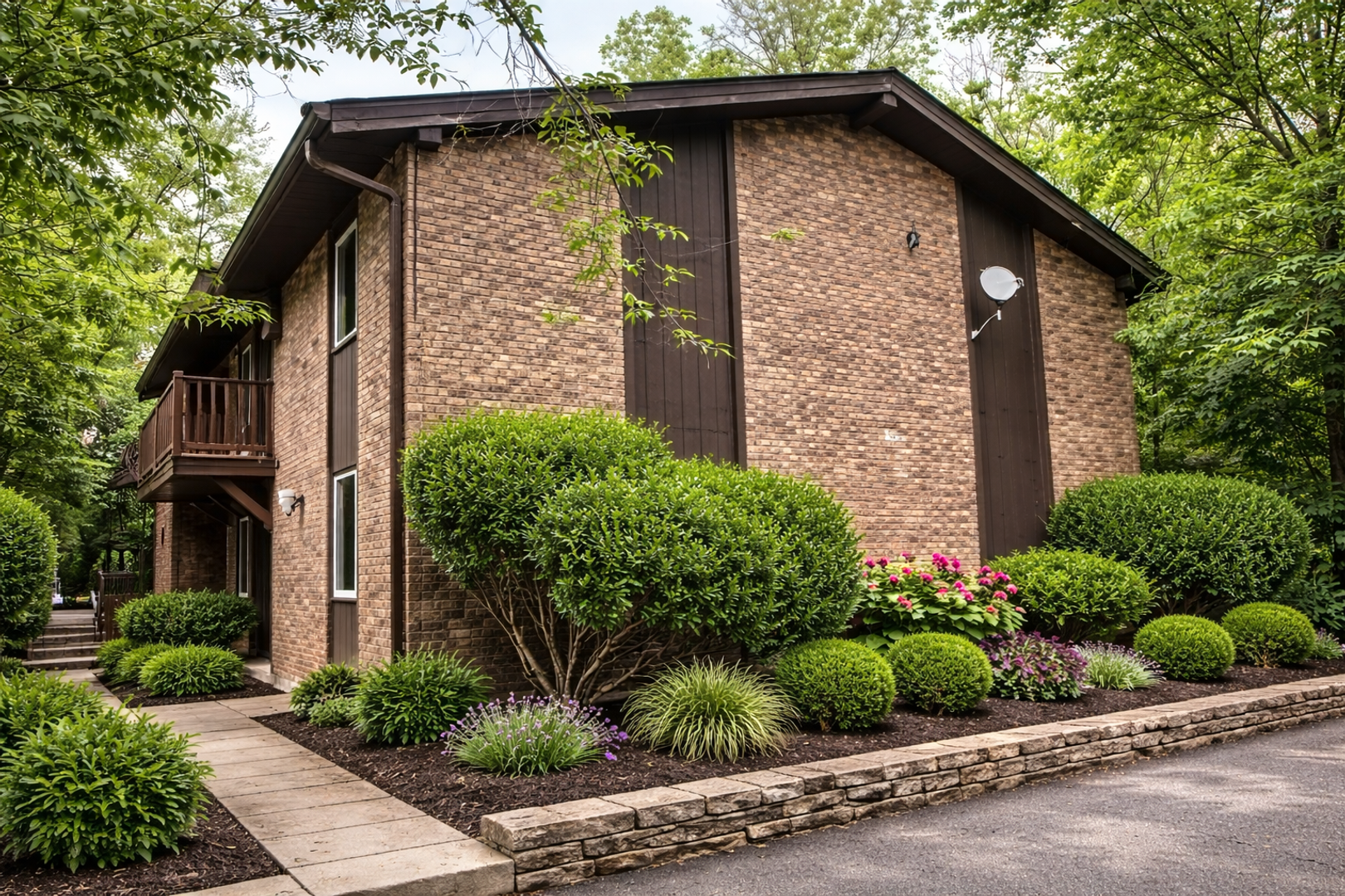 Cincinnati Apartment: 3034 - 3042 Bracken Wood Ln