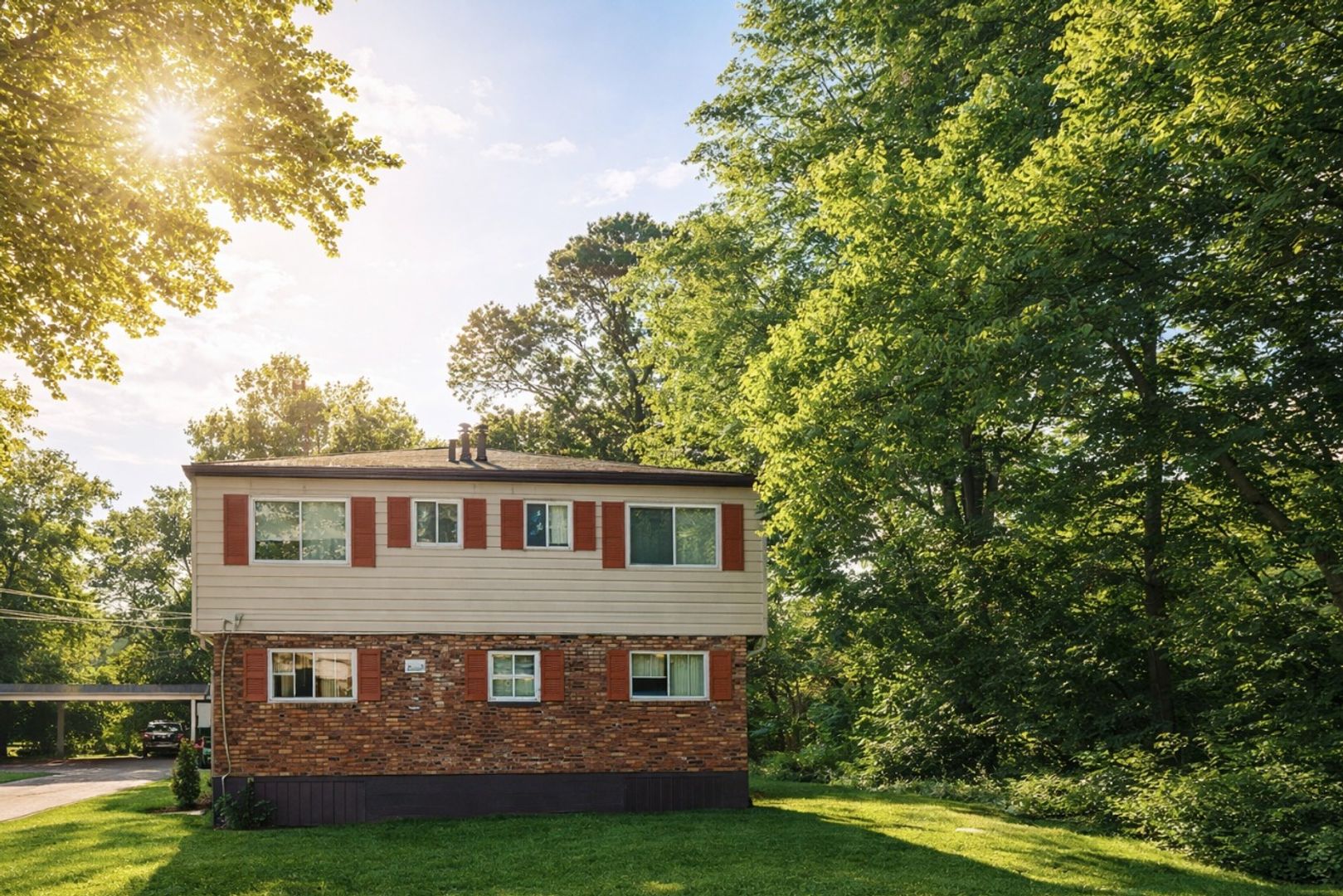 Cincinnati Apartment: 6111 - 6119 Stover Ave