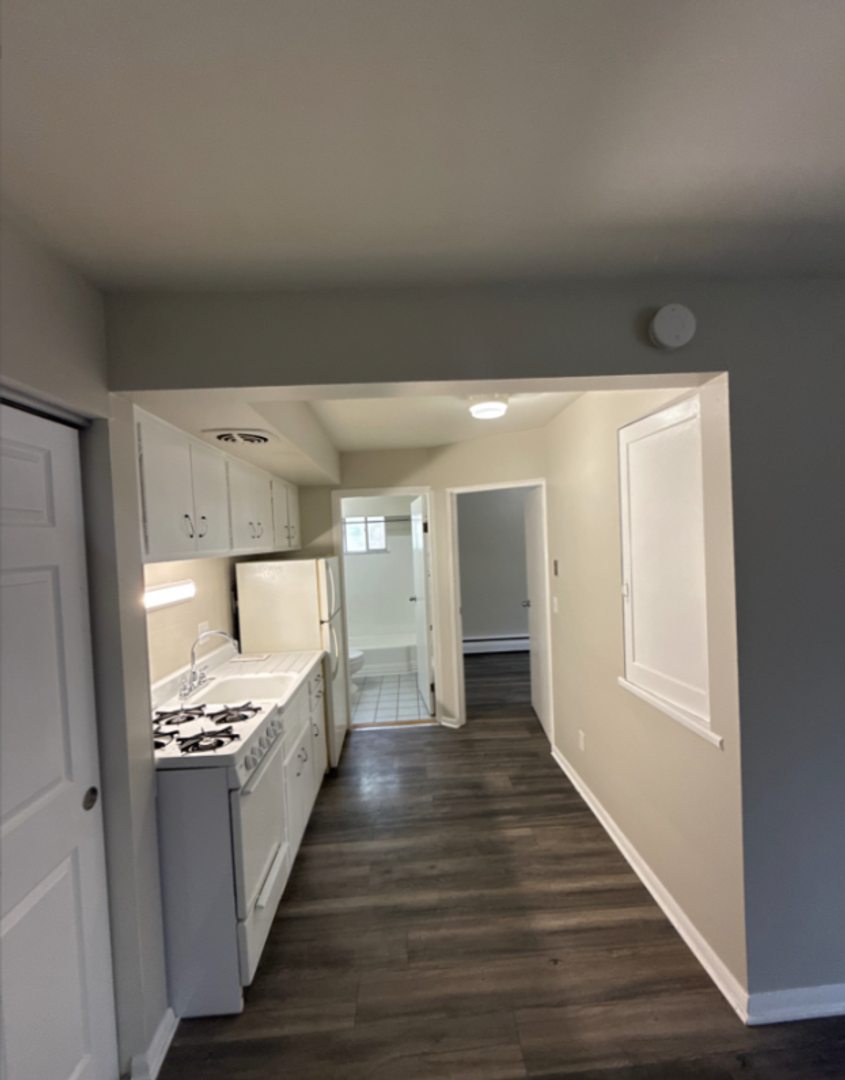 Cincinnati Apartment: 2480 Clovercrest Dr