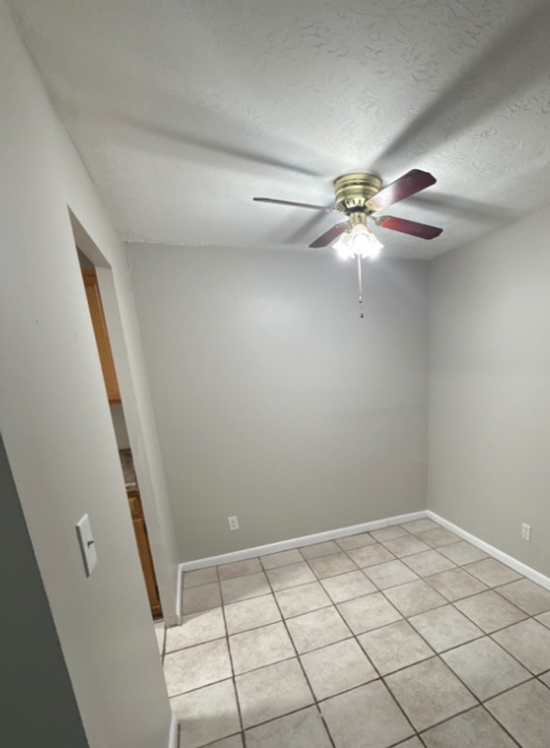 Cincinnati Apartment: 3401 McHenry Avenue