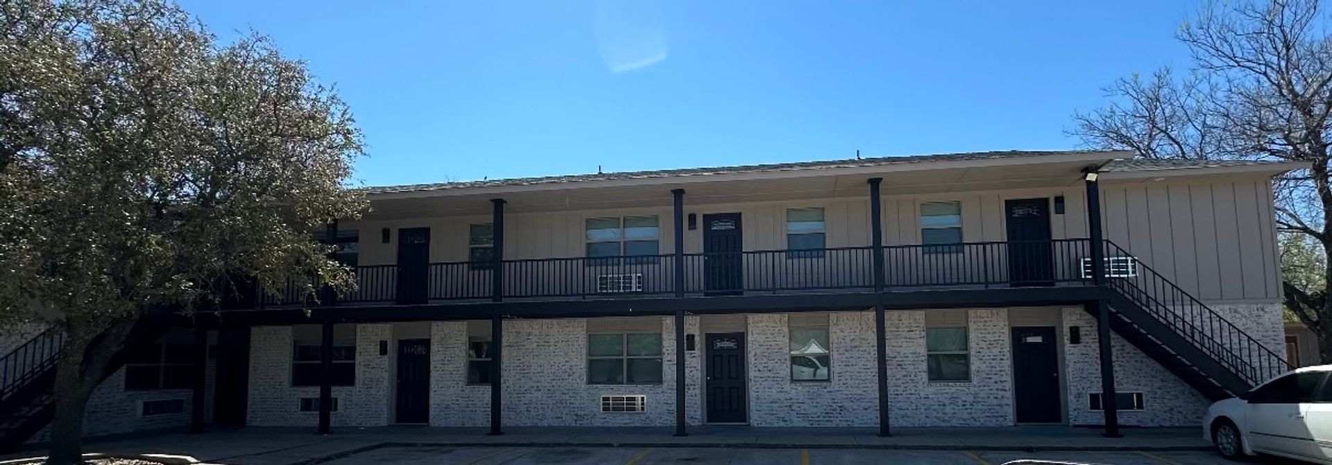 Lawton Apartment: 2524-2530 SW G Ave