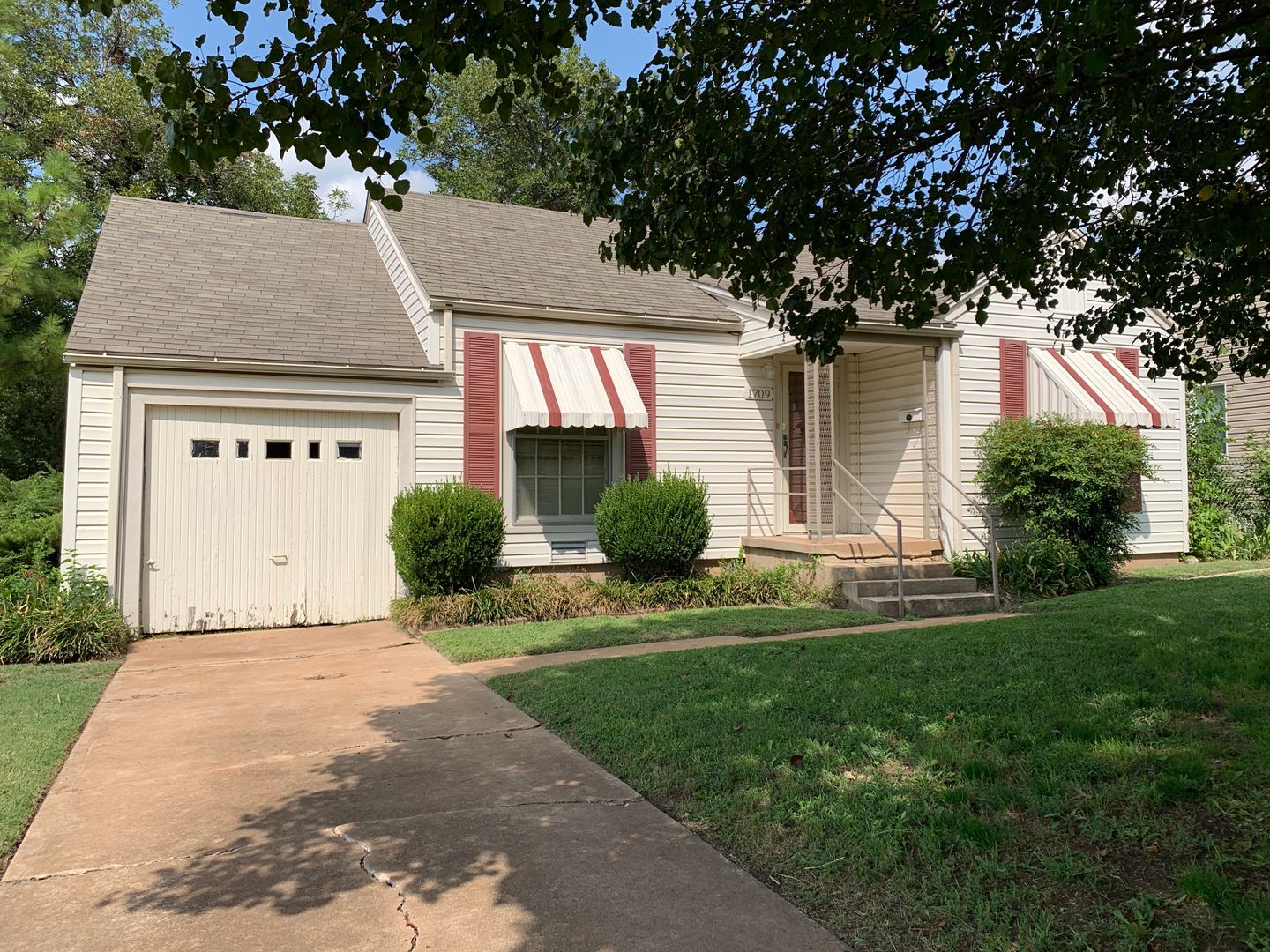 Lawton House: 1709 NW Euclid Ave