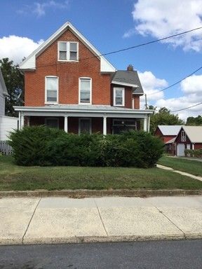 229 E Orange St - Apt 1 - 1 bedroom, 1 bath, $750/mo – photo 1