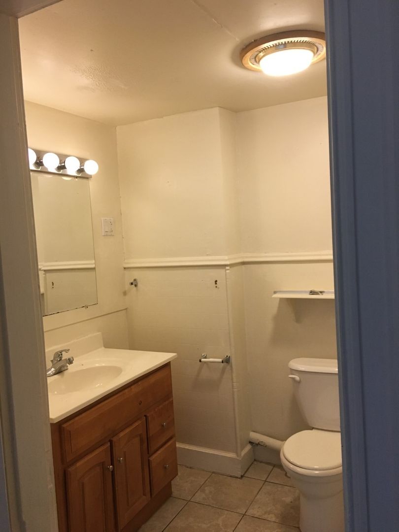 Shippensburg Apartment: 117 E King Street