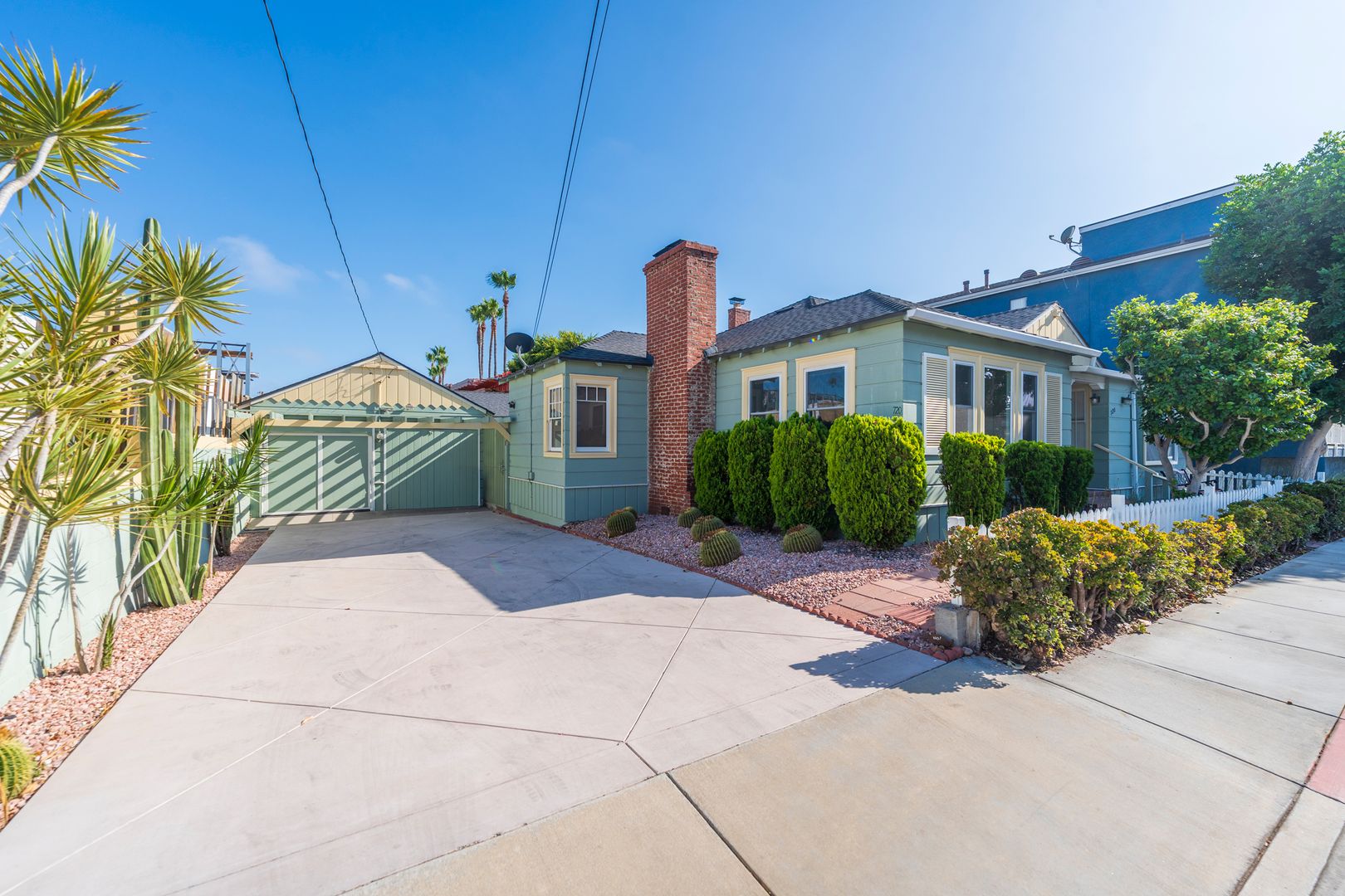 Hermosa Beach House: 720 8th Street