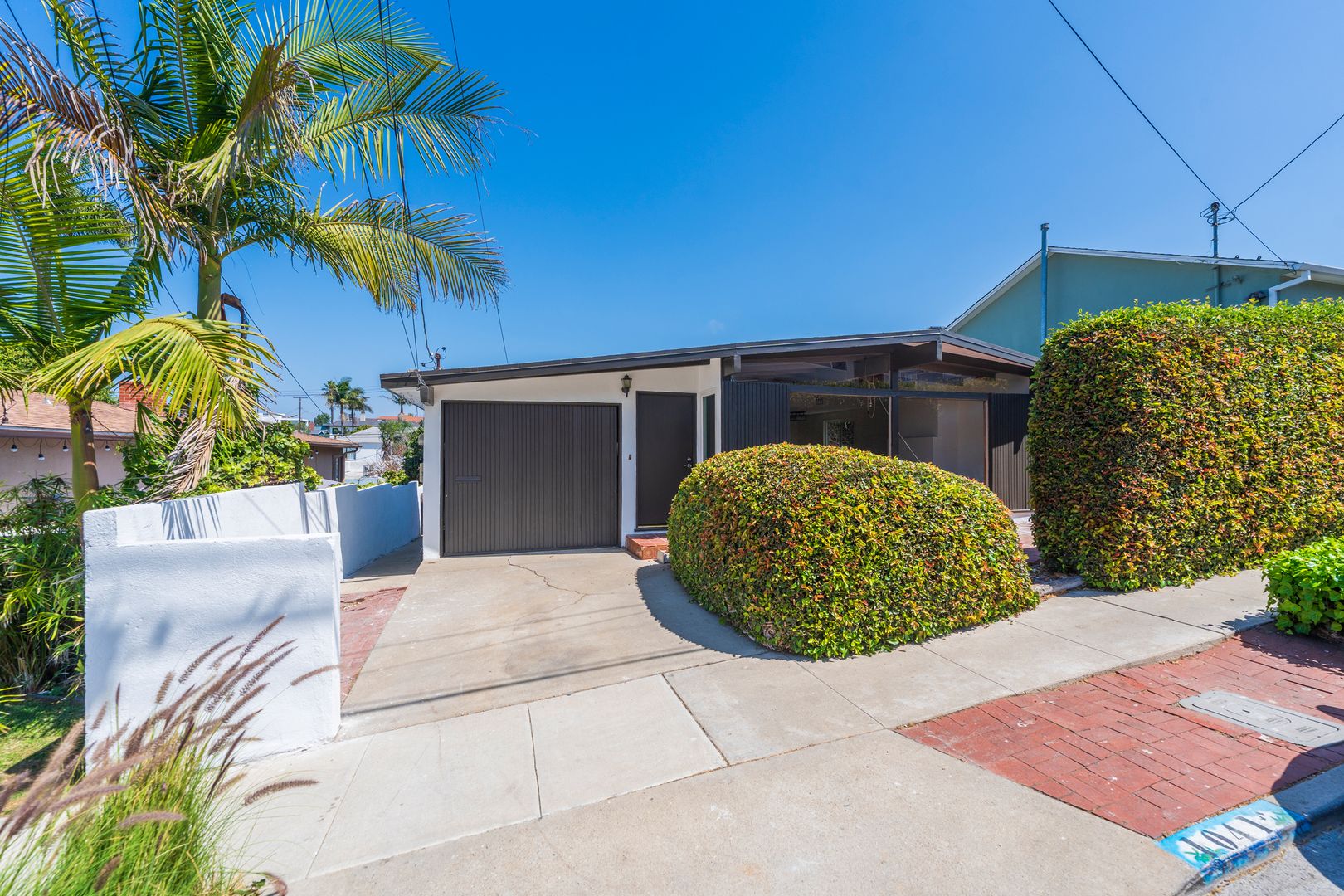Hermosa Beach House: 1041 10th Street