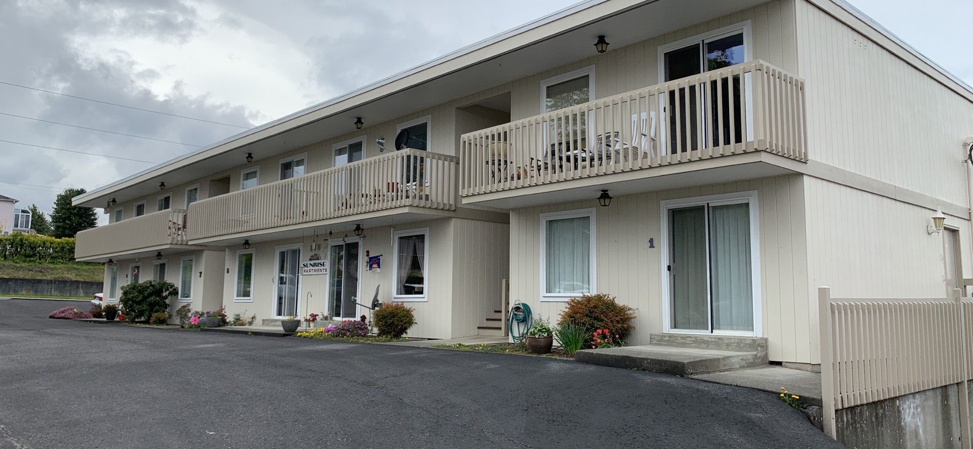 Port Angeles Apartment: 118 S Chambers Street