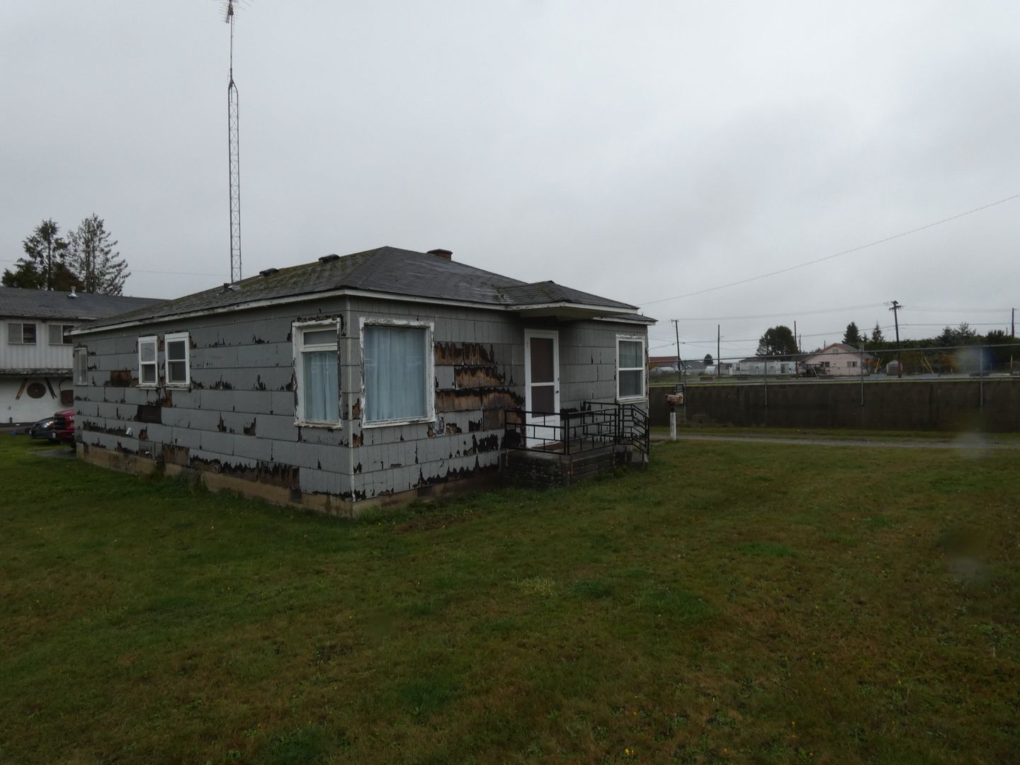 Port Angeles House: 321 E Park Avenue