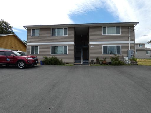 1326 Campbell Ave #05 Ground Floor Unit. – photo 1