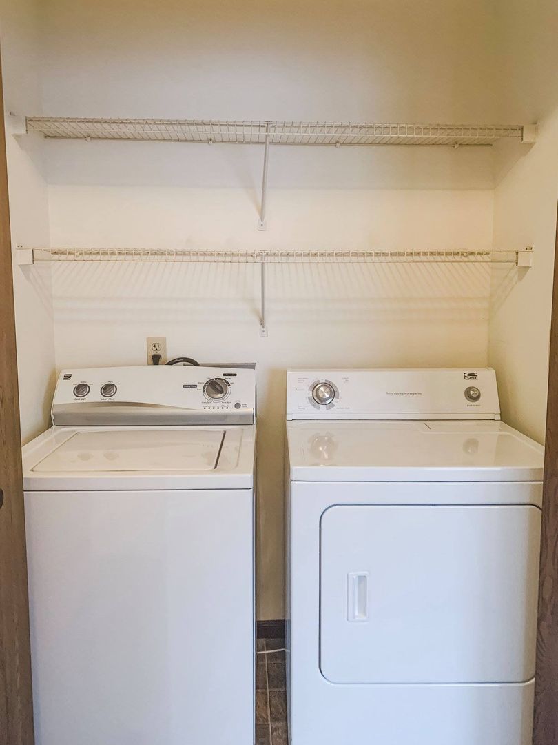 Lafayette Apartment: 901 S. 4th St. #27