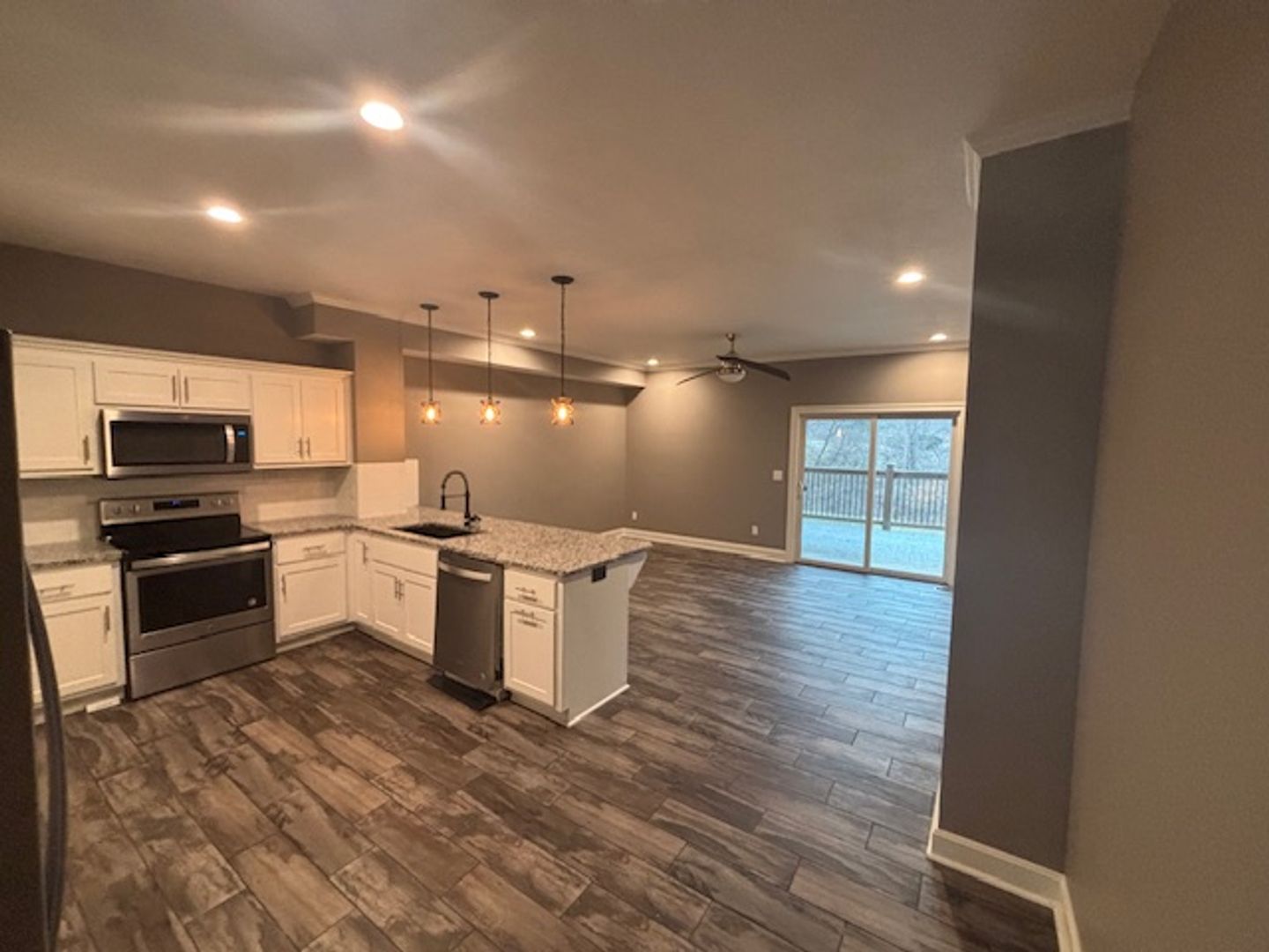 Parkville Apartment: 6601 North National Drive