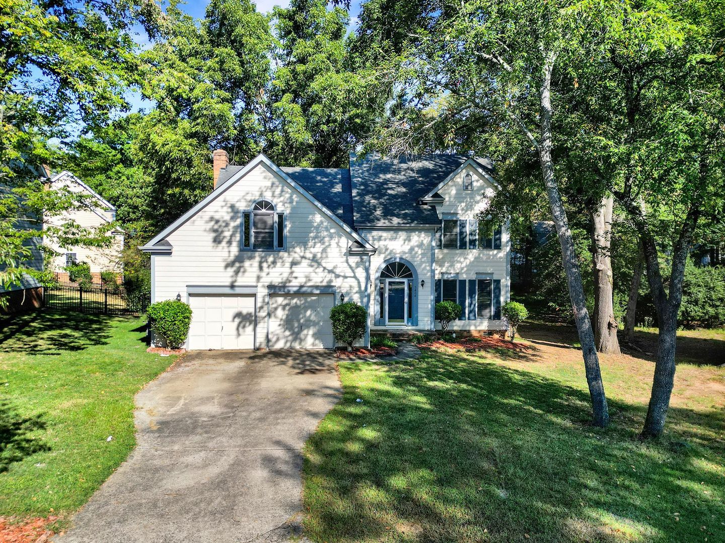 Charlotte House: 2804 Rosebay Ct