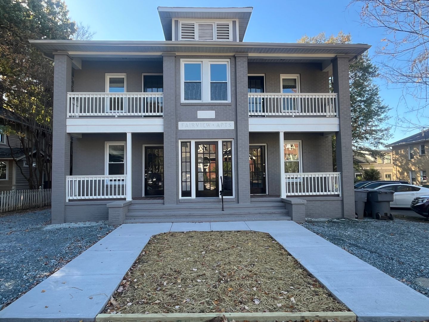 Charlotte House: 1512-4 Sunnyside Ave