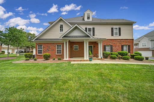 Lovely 3 bed 2.5 bath with loft Condo in Ballantyne area! – photo 1