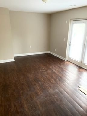 Clean & Fresh ready to move in! – photo 1