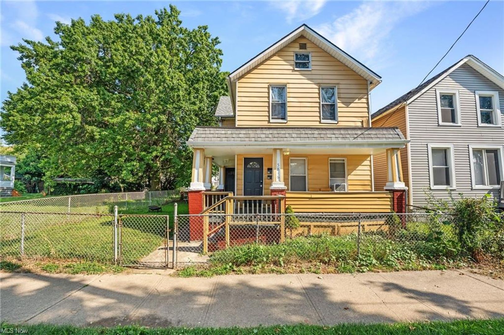 Cleveland Apartment: 5816 Madison Ave