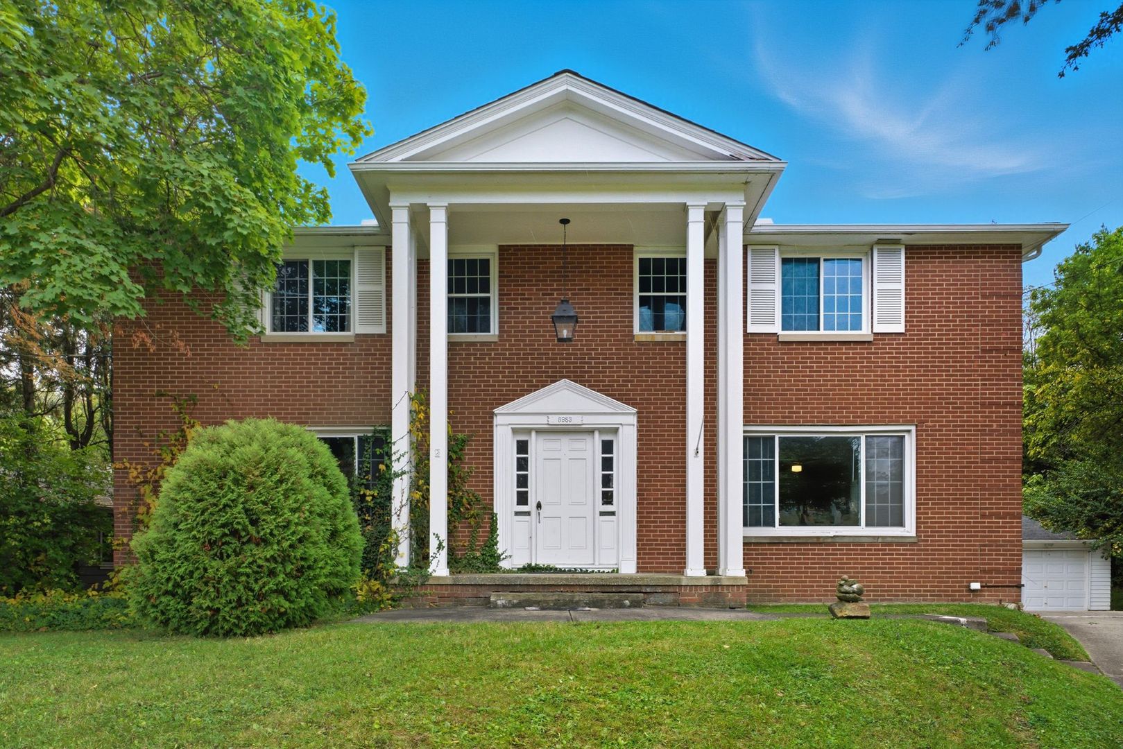 Brecksville Apartment: 8983 Highland Dr