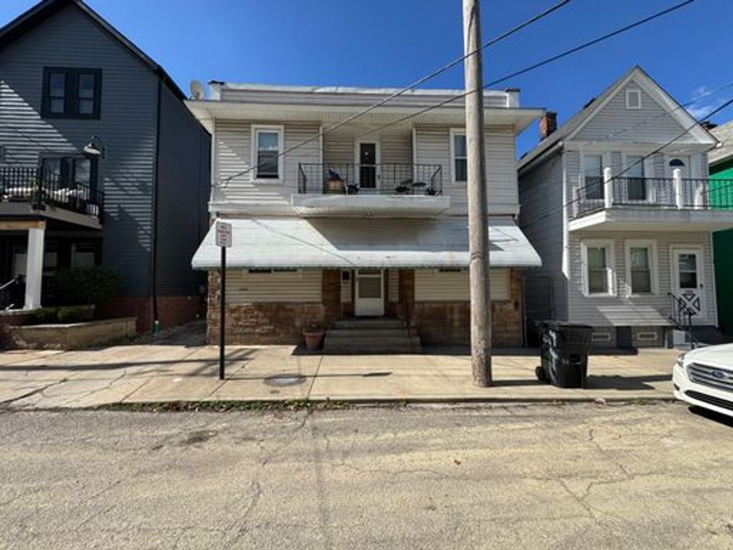 Cleveland Apartment: 1928-1930 E 123rd Street