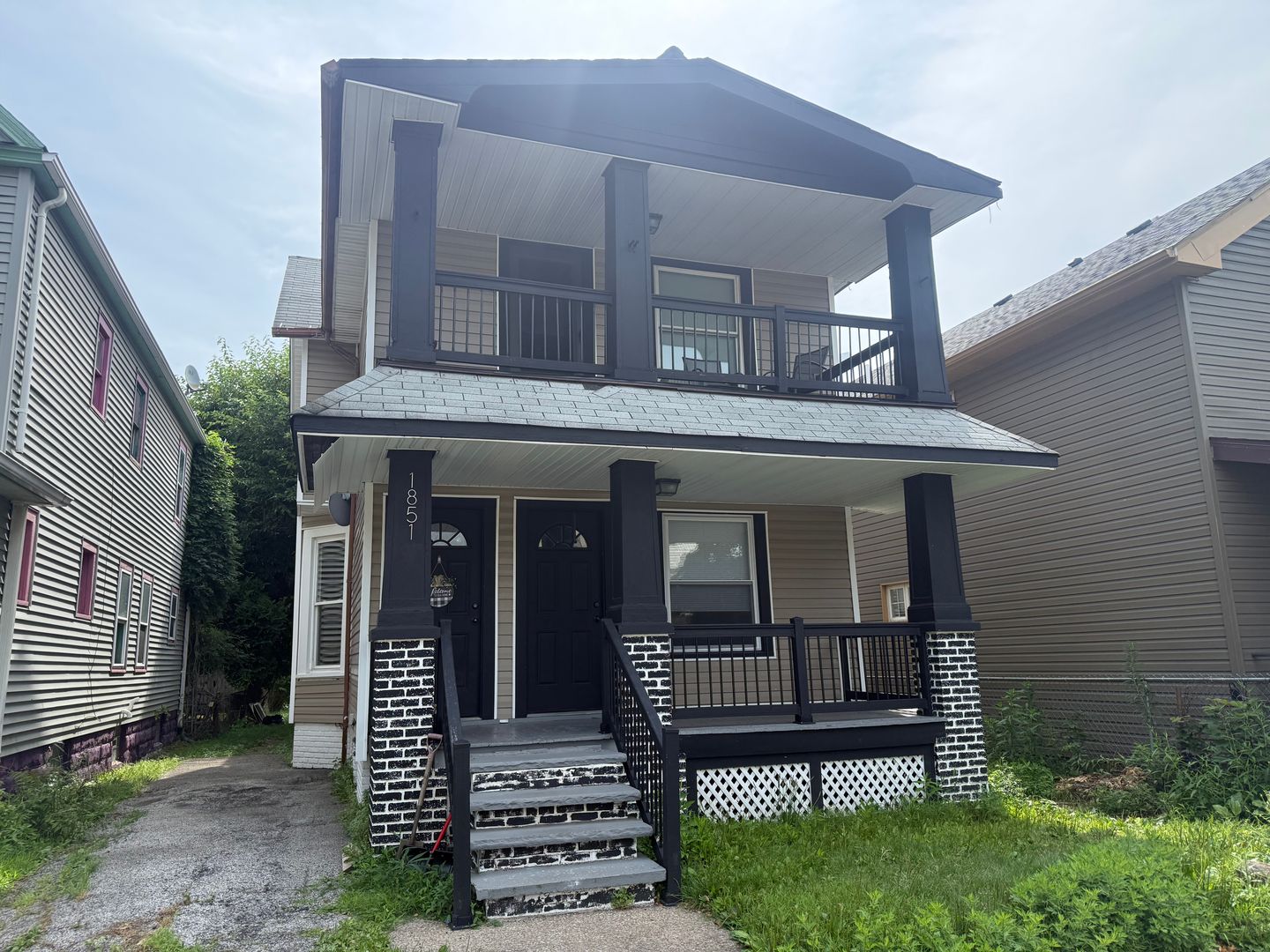 Cleveland Apartment: 1851 W 52nd St