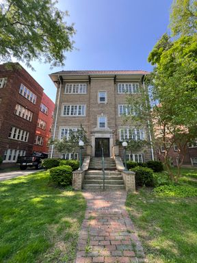Updated 1-Bedroom / 1 Bath in Cleveland Heights!! – photo 1