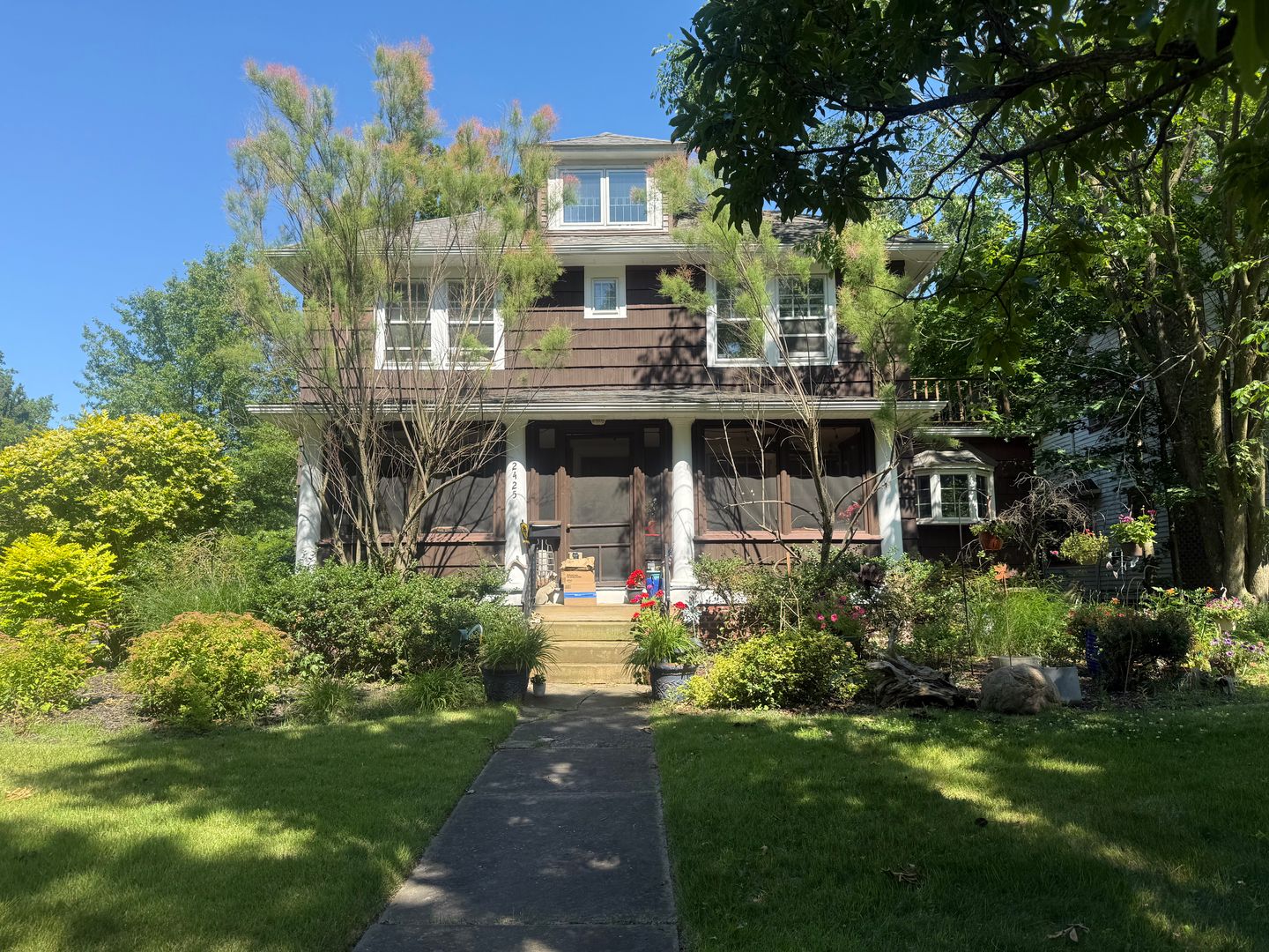 Cleveland Heights Apartment: 2425 Demington Drive - 2666 Scarborough Road