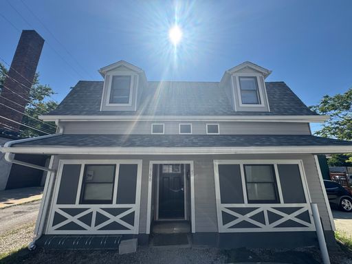 Private 2-bedroom Tiny Home in the heart of Ohio City! – photo 1