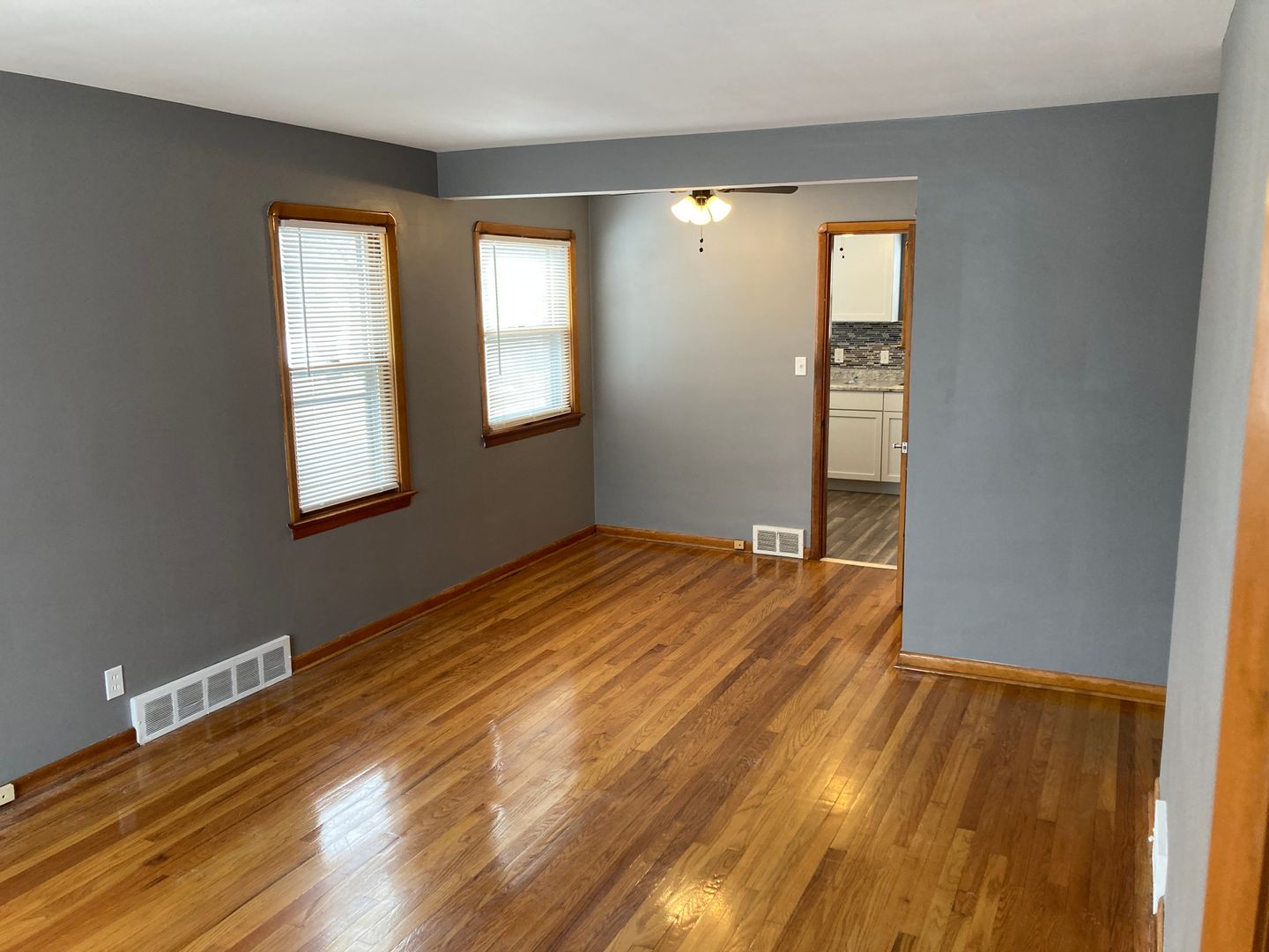 Parma Apartment: 6099 Ridge Rd