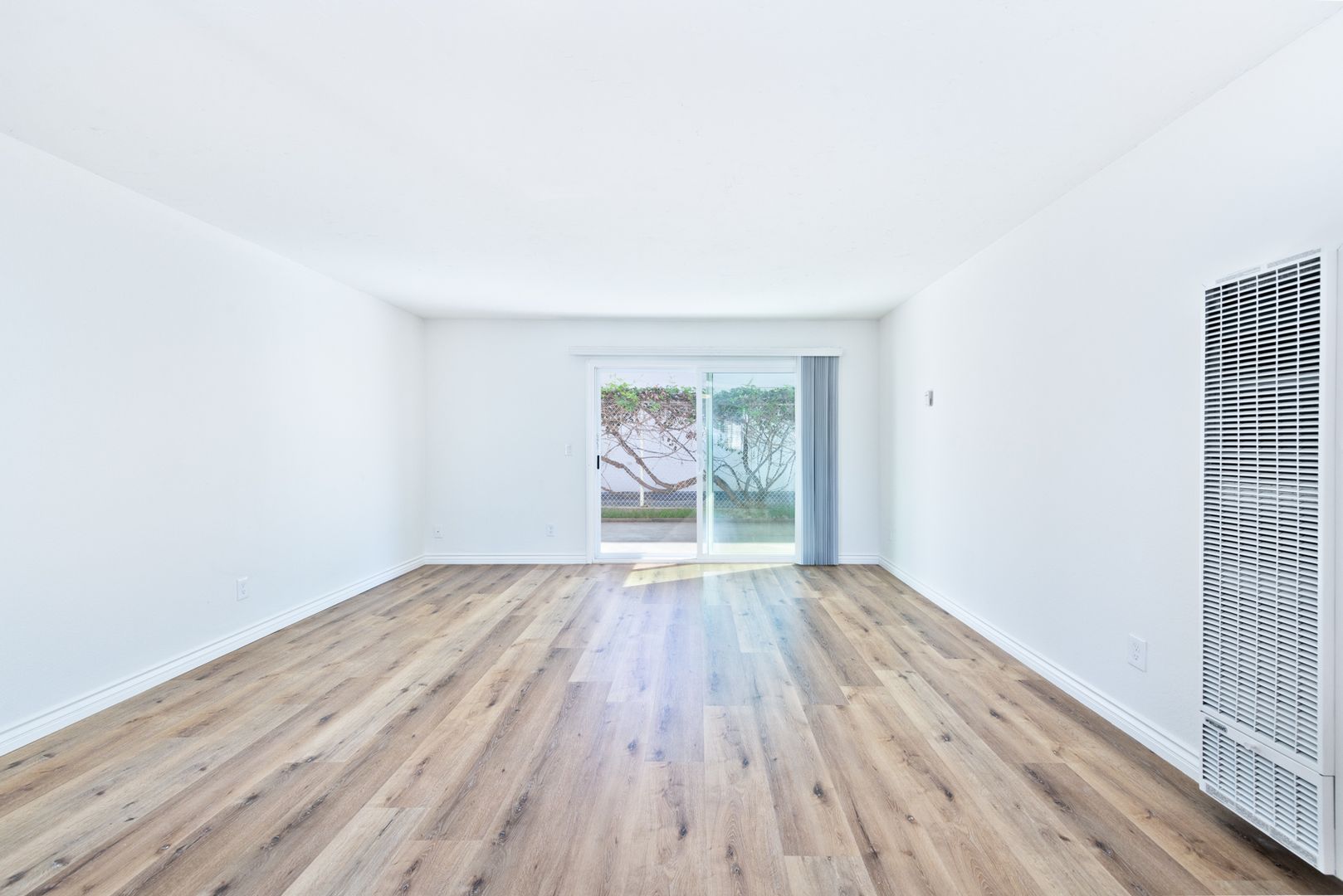 Carlsbad Apartment: 3350 Harding Street