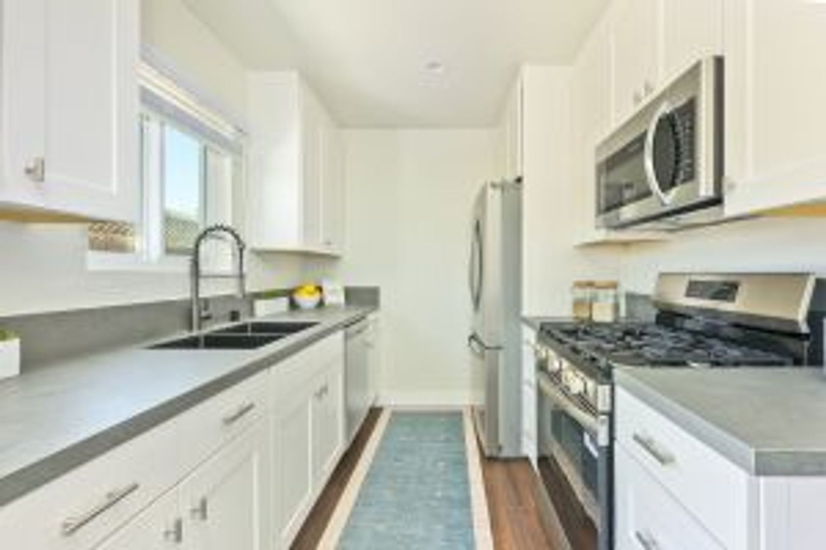 Torrance Apartment: 16720-16724 Yukon Ave