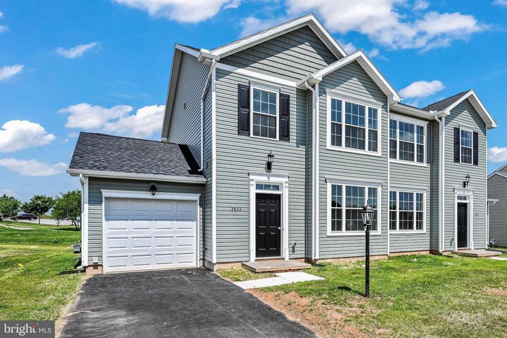 Dover Townhome: 3747 Castle Drive