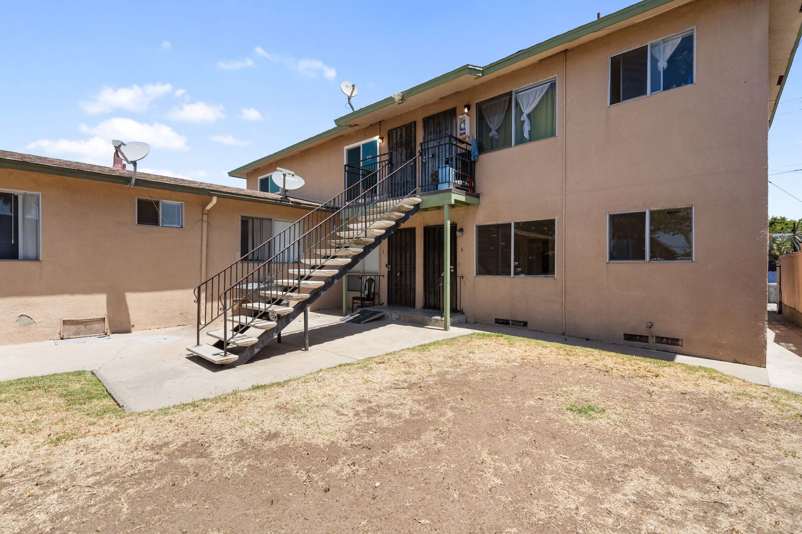 SAN DIEGO Apartment: 2248 OCEANVIEW BLVD