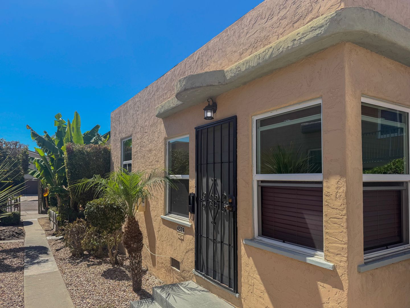 SAN DIEGO Apartment: 4573-81 HAWLEY BLVD.