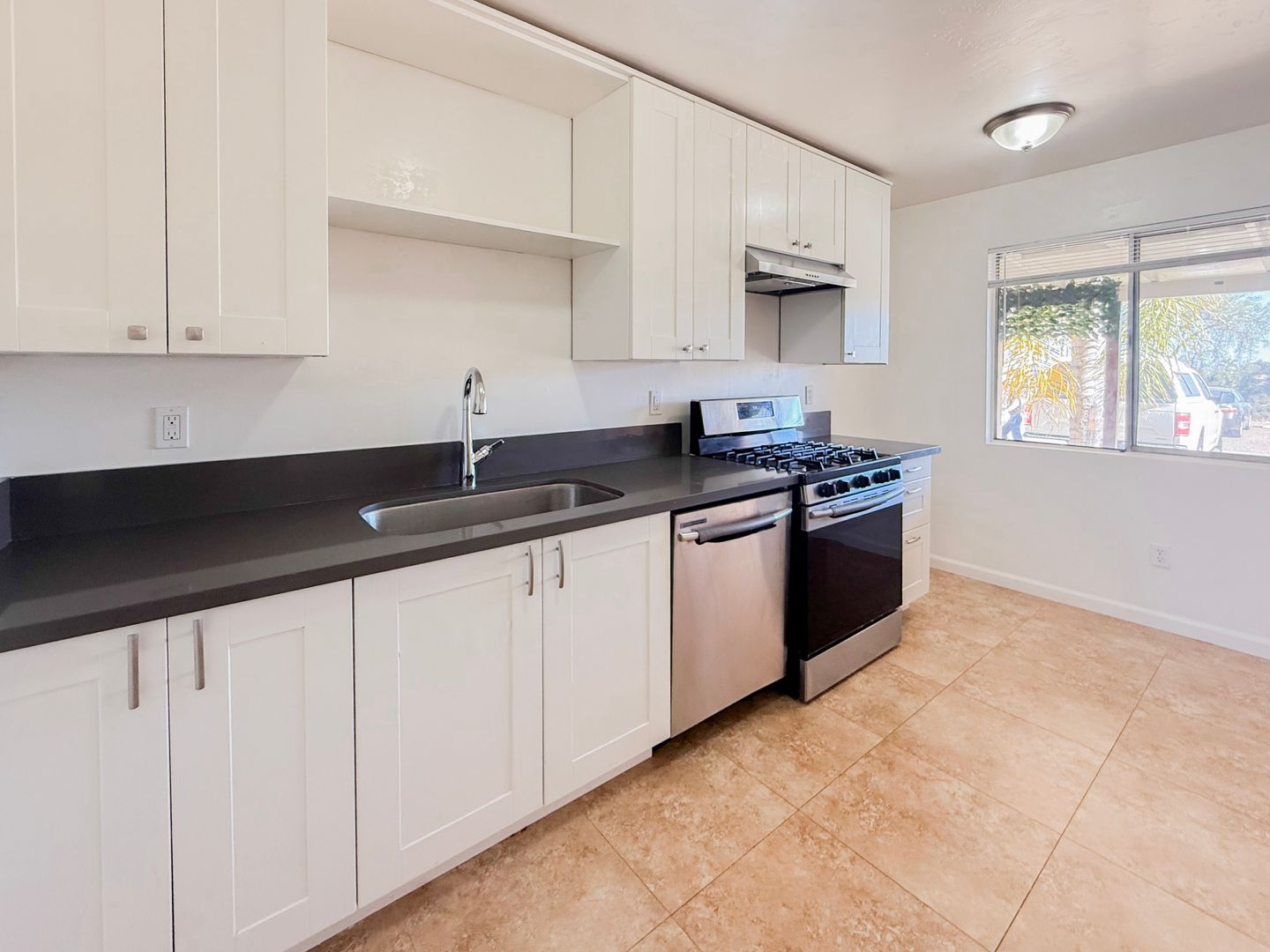SAN DIEGO Apartment: 4485 QUINCE ST., #1-9