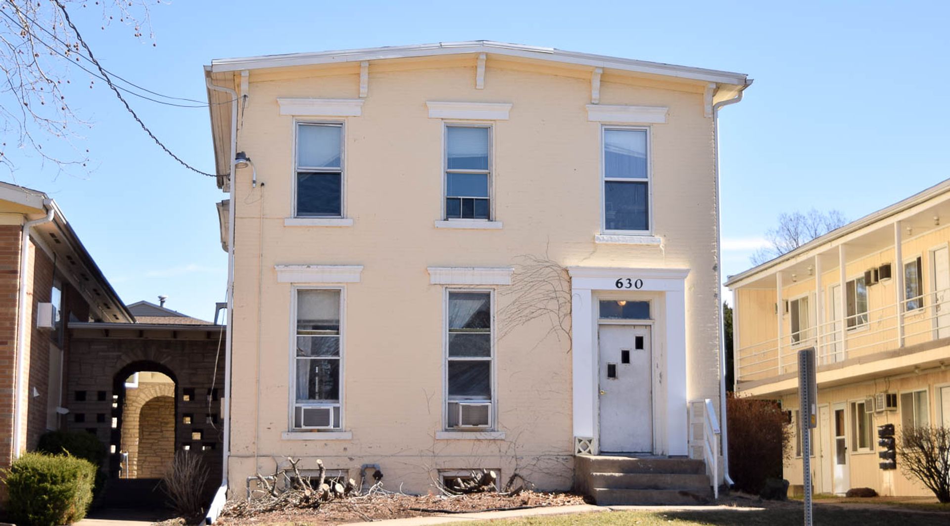 Iowa City Apartment: 630 S. Johnson