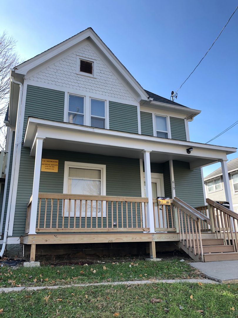 Iowa City Multiplex: 619 Bowery