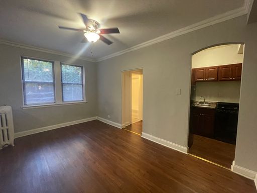 The Annabelle — Charming Vintage Studio in the Heart of East Lakeview – photo 1