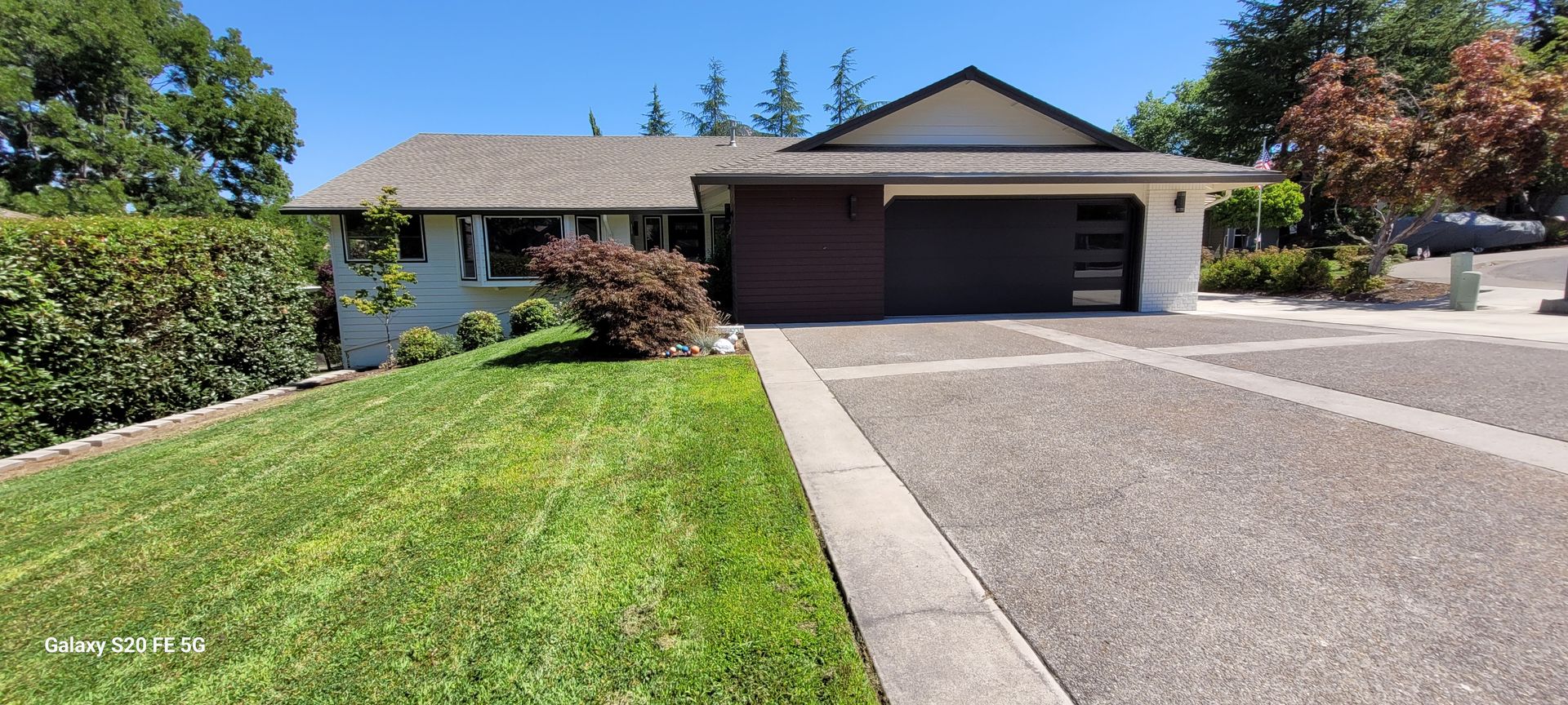 Medford House: 4325 Jennie Way