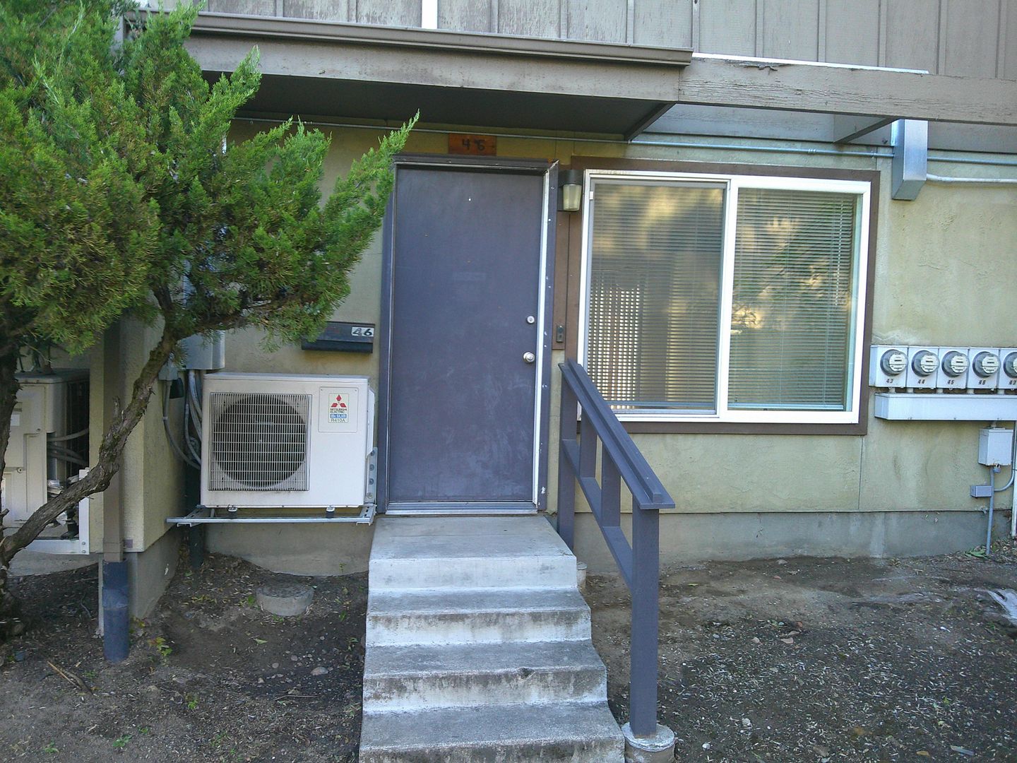 Medford Apartment: 1050 Spring St.