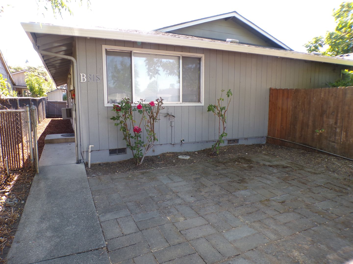 Medford Apartment: 318 Marie St. A/B