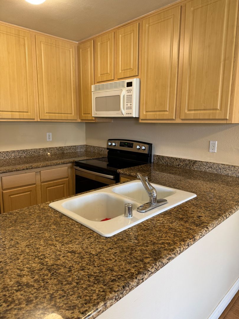El Cajon Condo: 589 N Johnson Ave. #219