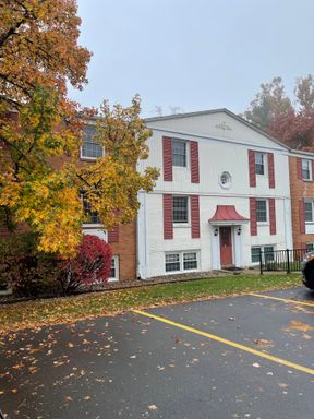 Two Bedroom Condo in Kalamazoo – photo 1