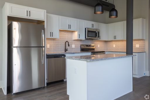 2 Bedroom Apartment Downtown Kalamazoo – photo 1