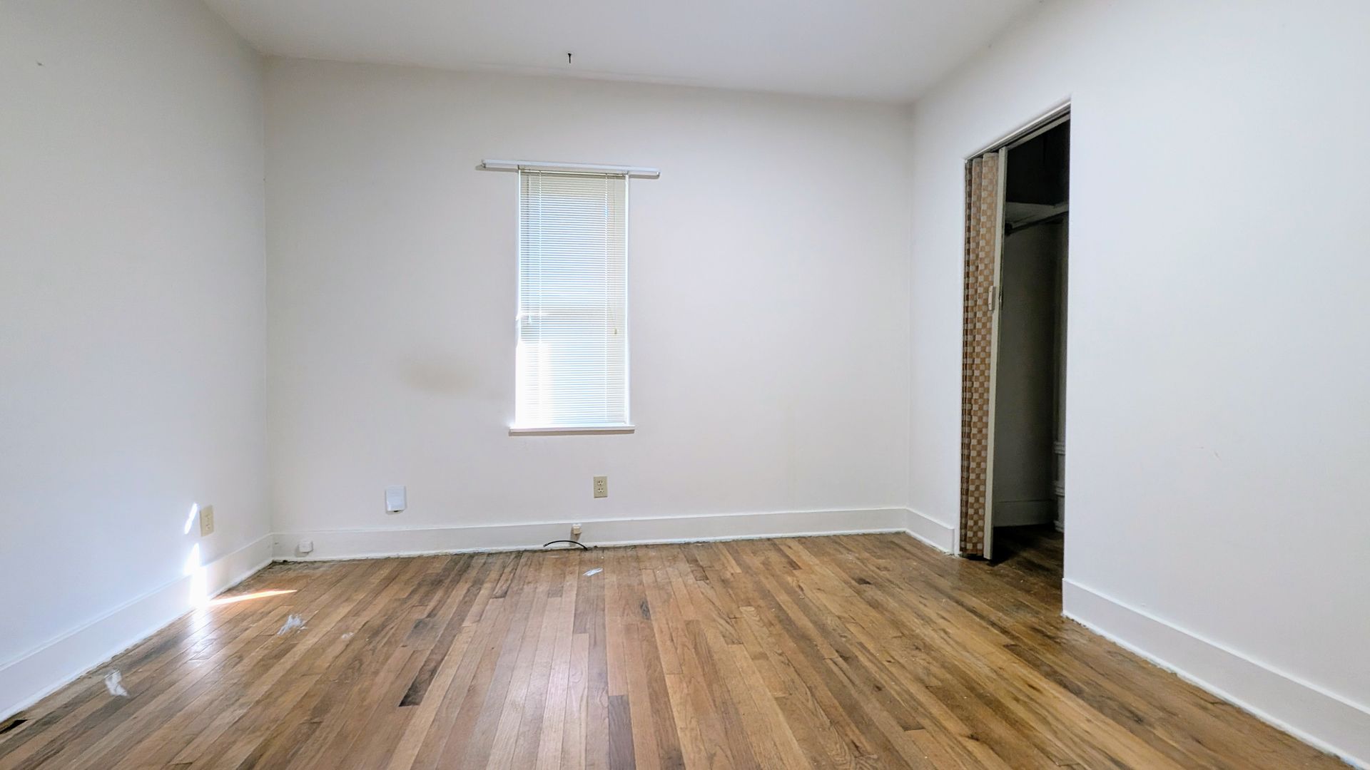 433 Pierce Ave , Kalamazoo, MI 49001