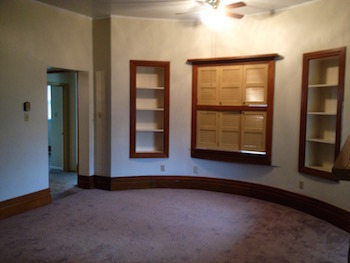 FIRST FLOOR 2 Bedroom Apartment! Very Nice Must See!!!