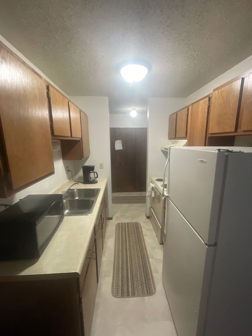 Beulah Apartment: 1200-1206 3rd Ave NW
