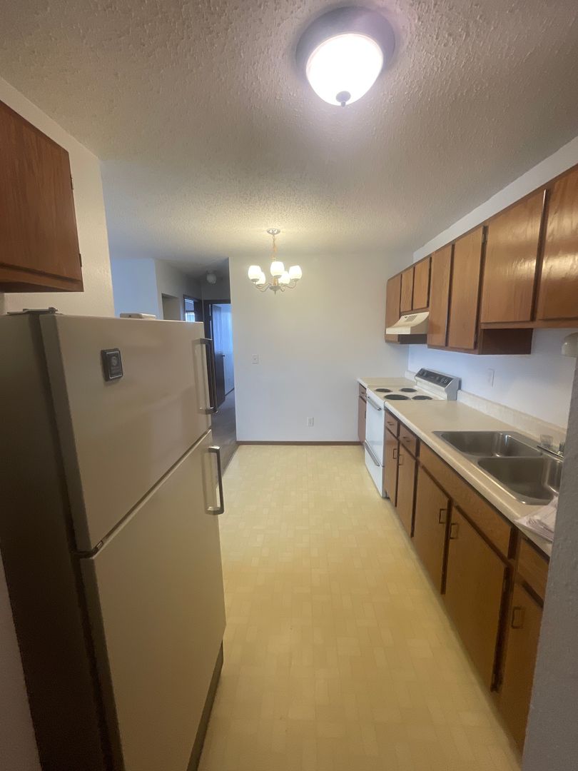 Beulah Apartment: 1200-1206 3rd Ave NW