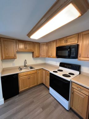 2 Bedroom / 1.5 Bathroom Classic (+55 Only) – photo 1