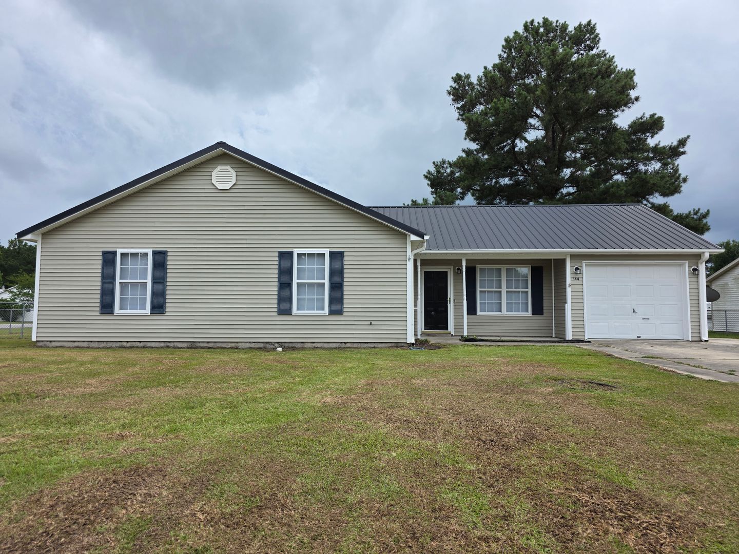 Jacksonville House: 144 Horseshoe Bend