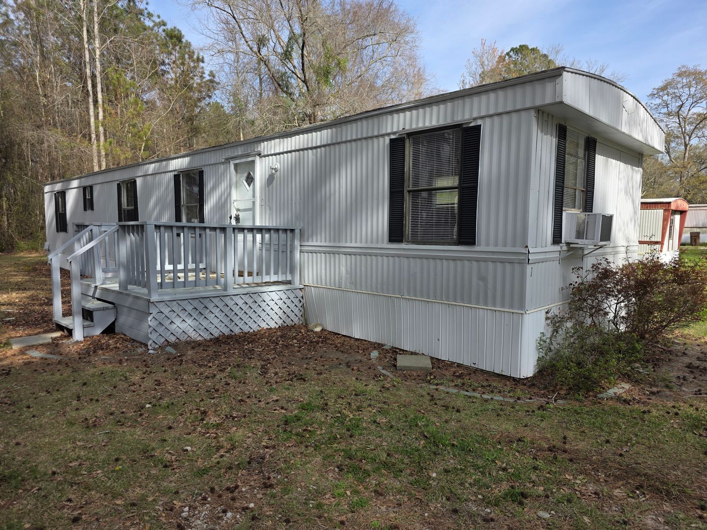 Jacksonville House: 1133 Pickett Road - 1