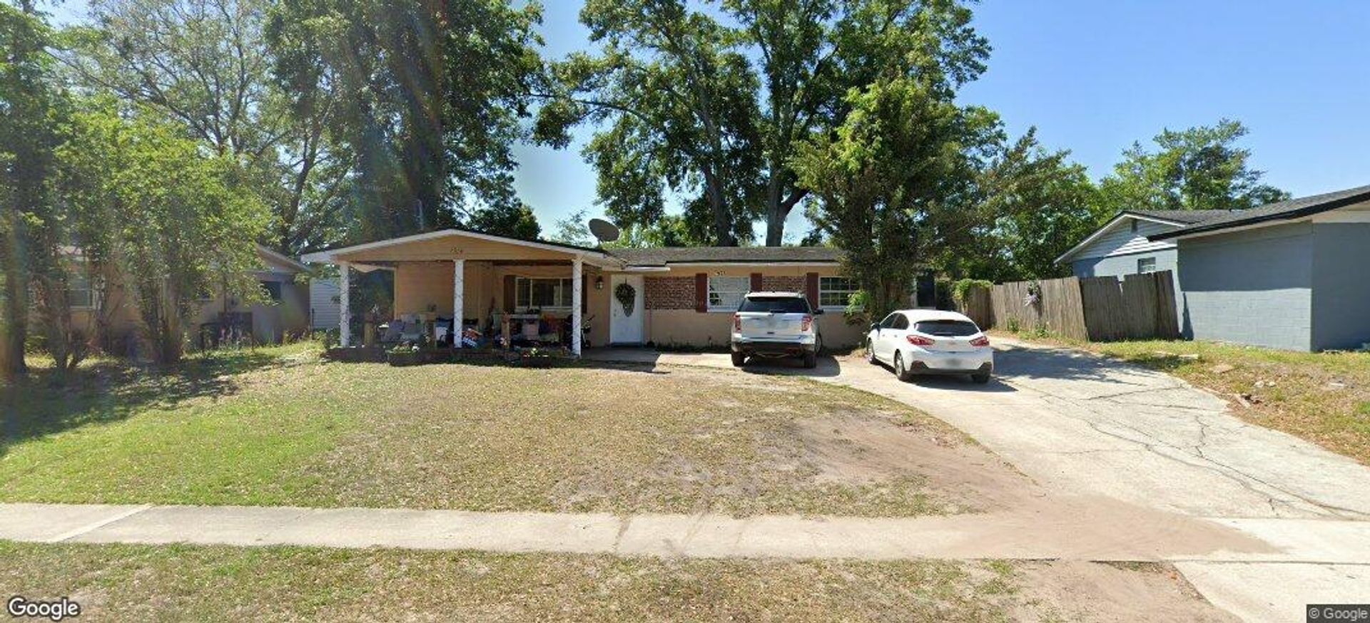 Jacksonville House: 7978 Renault Dr